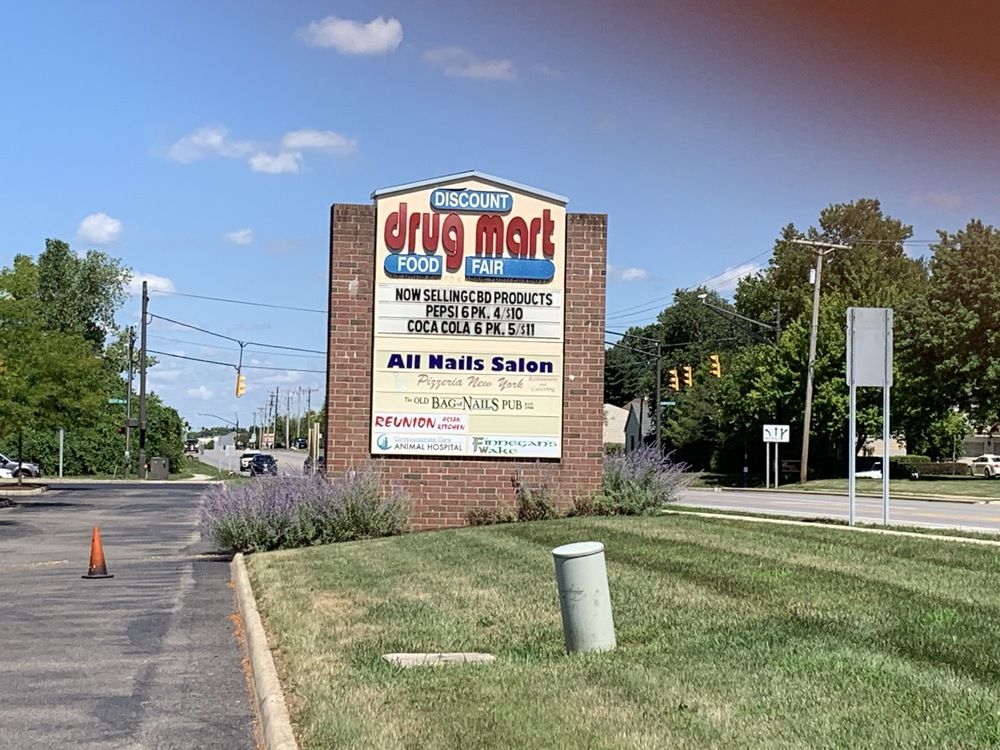 Discount Drug Mart Plaza: 797 Hill Rd N, Pickerington, OH 43147
